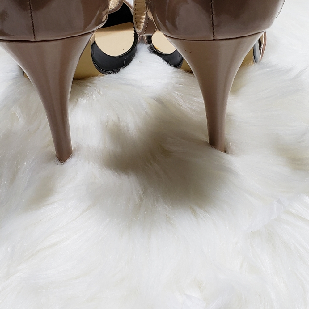 Heels - Picture 4 of 7